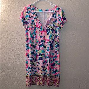 Short sleeve everyday dress